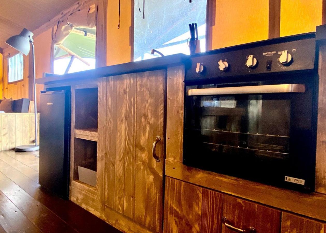 Florence Springs Glamping Gumfreston Exterior foto